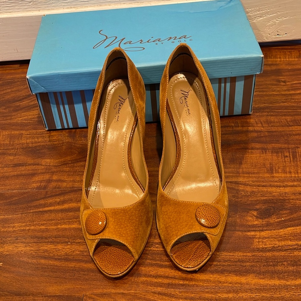 Mariana by GOLC - Candise Wedge Heel
